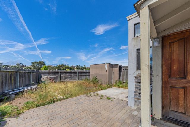 33 Portola Avenue, Monterey, CA 93940