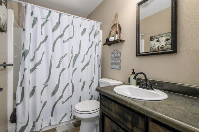 5570 Daisy Cir, Pollock Pines, CA 95726