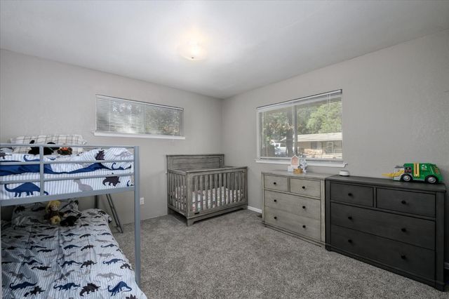 5570 Daisy Cir, Pollock Pines, CA 95726