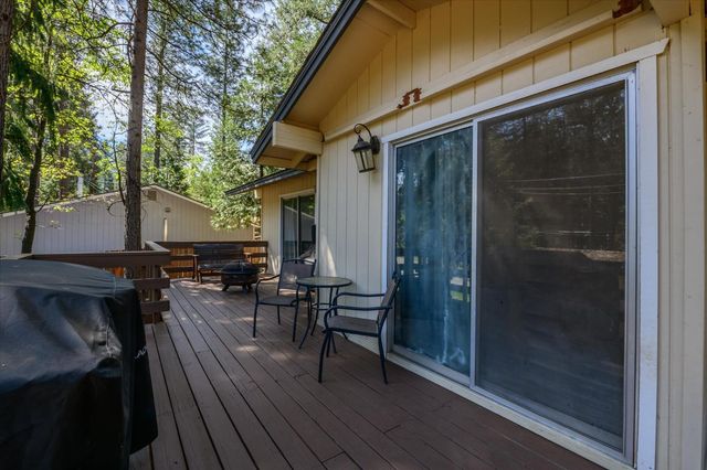 5570 Daisy Cir, Pollock Pines, CA 95726