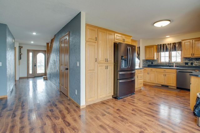 10801 72nd Street S, Horace, ND 58047