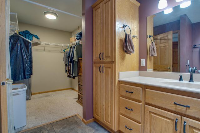 10801 72nd Street S, Horace, ND 58047