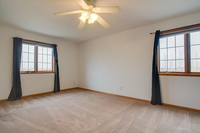 10801 72nd Street S, Horace, ND 58047