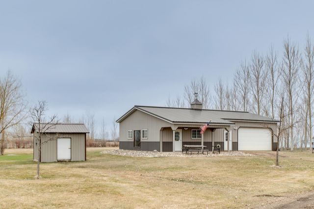 10801 72nd Street S, Horace, ND 58047
