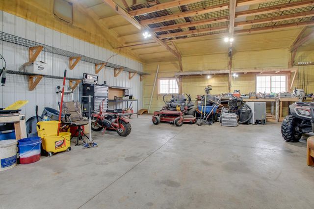 10801 72nd Street S, Horace, ND 58047