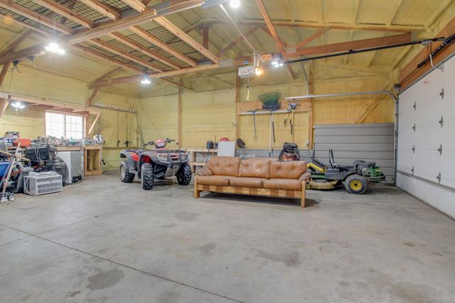 10801 72nd Street S, Horace, ND 58047