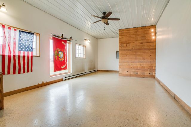 10801 72nd Street S, Horace, ND 58047