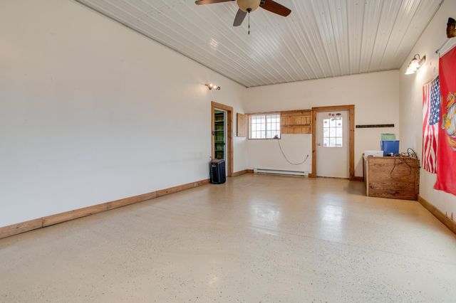 10801 72nd Street S, Horace, ND 58047