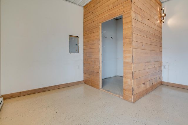 10801 72nd Street S, Horace, ND 58047