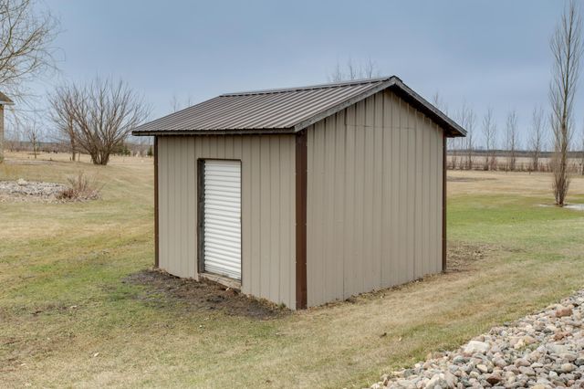 10801 72nd Street S, Horace, ND 58047