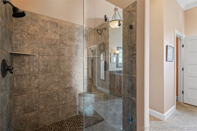 639 NE Bison Road, Bartlesville, OK 74006