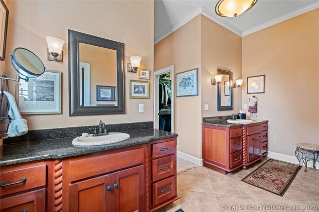 639 NE Bison Road, Bartlesville, OK 74006