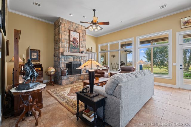 639 NE Bison Road, Bartlesville, OK 74006