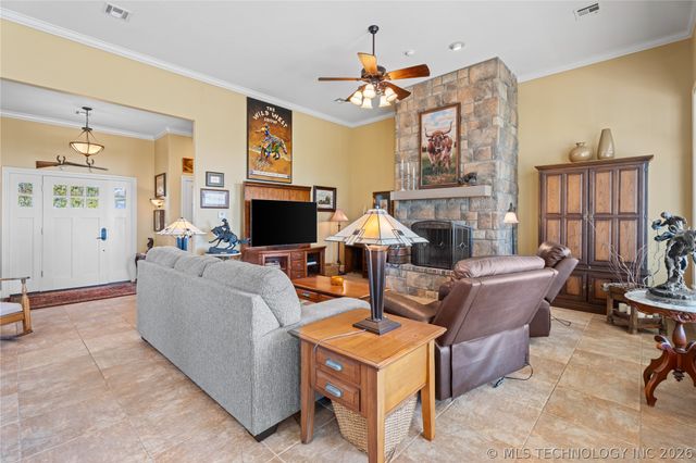 639 NE Bison Road, Bartlesville, OK 74006