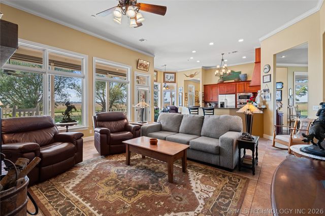 639 NE Bison Road, Bartlesville, OK 74006