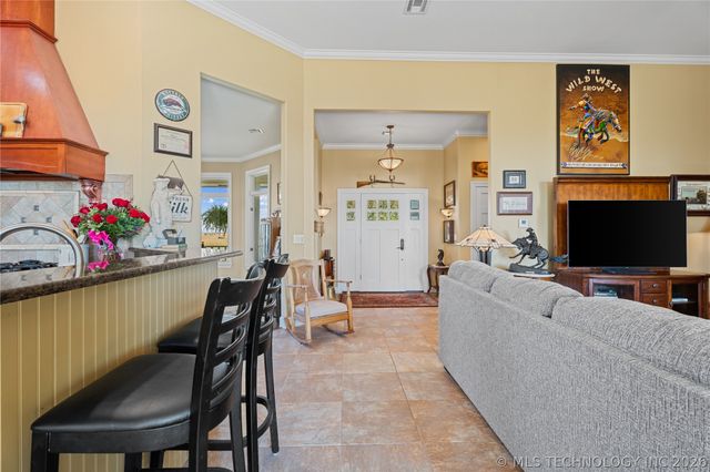639 NE Bison Road, Bartlesville, OK 74006