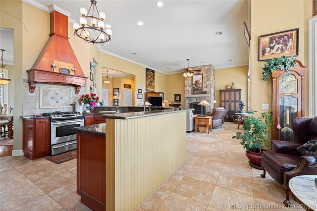 639 NE Bison Road, Bartlesville, OK 74006