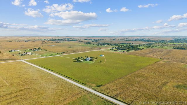 639 NE Bison Road, Bartlesville, OK 74006