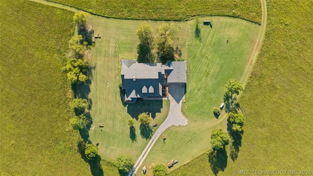 639 NE Bison Road, Bartlesville, OK 74006