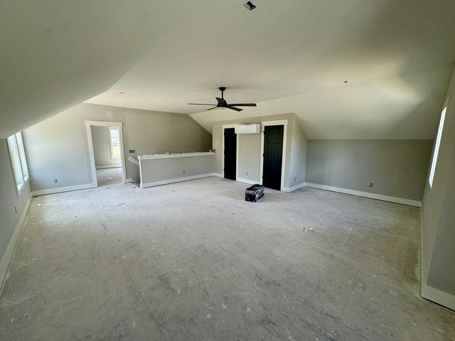 4398 Woodrow Wilson Rd, Springfield, TN 37172