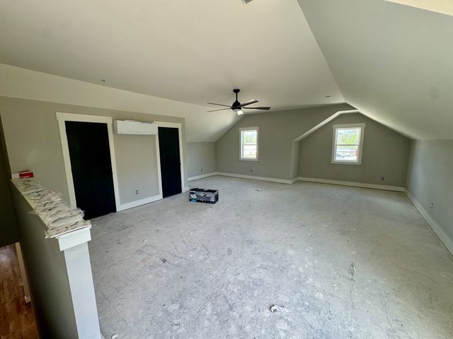 4398 Woodrow Wilson Rd, Springfield, TN 37172
