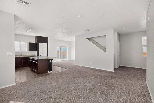 6380 Gannett Drive NE, Rio Rancho, NM 87144
