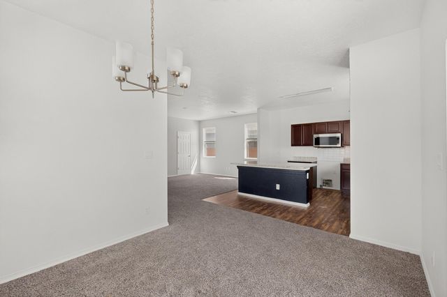 6380 Gannett Drive NE, Rio Rancho, NM 87144