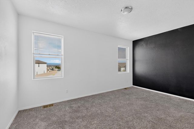 6380 Gannett Drive NE, Rio Rancho, NM 87144