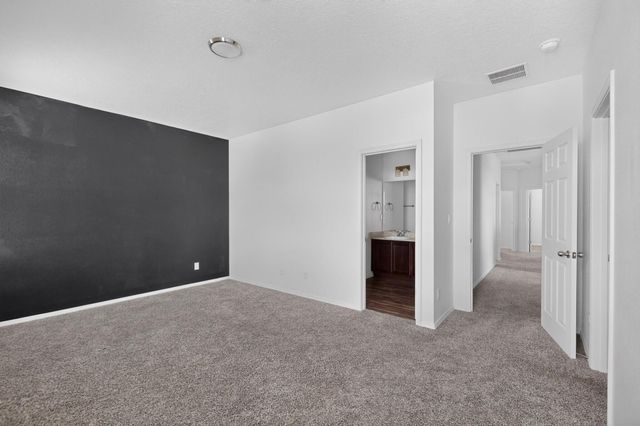 6380 Gannett Drive NE, Rio Rancho, NM 87144