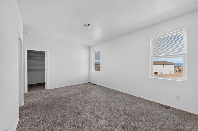 6380 Gannett Drive NE, Rio Rancho, NM 87144