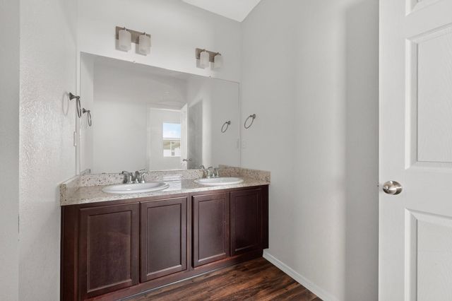 6380 Gannett Drive NE, Rio Rancho, NM 87144