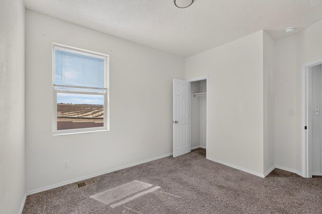 6380 Gannett Drive NE, Rio Rancho, NM 87144