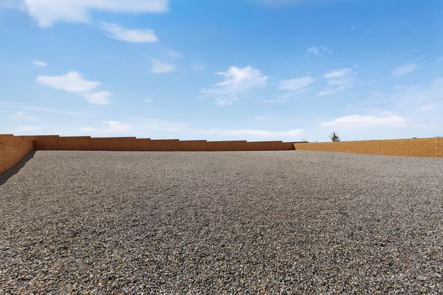 6380 Gannett Drive NE, Rio Rancho, NM 87144