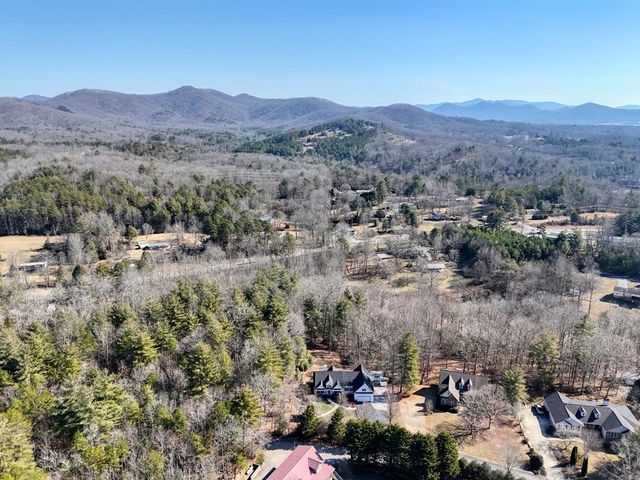 380 Patricks Drive, Blairsville, GA 30512