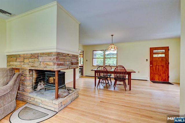 253 Kerrs Corner Road, Frelinghuysen, NJ 07825