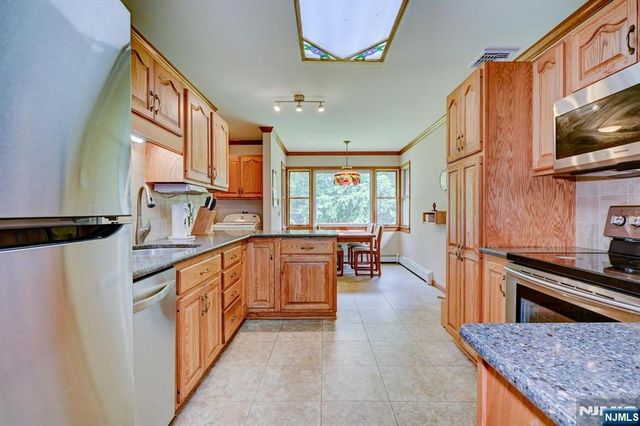 253 Kerrs Corner Road, Frelinghuysen, NJ 07825