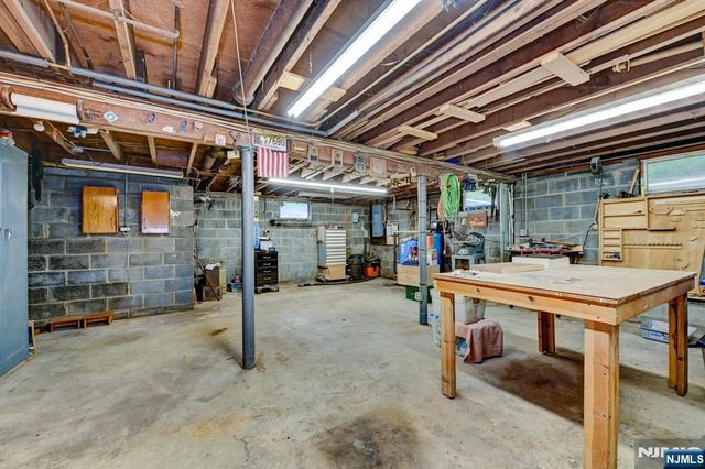 253 Kerrs Corner Road, Frelinghuysen, NJ 07825