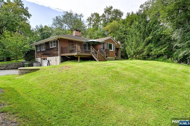 253 Kerrs Corner Road, Frelinghuysen, NJ 07825