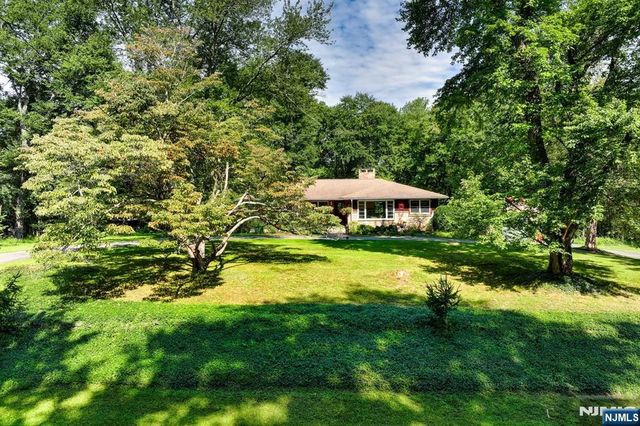 253 Kerrs Corner Road, Frelinghuysen, NJ 07825