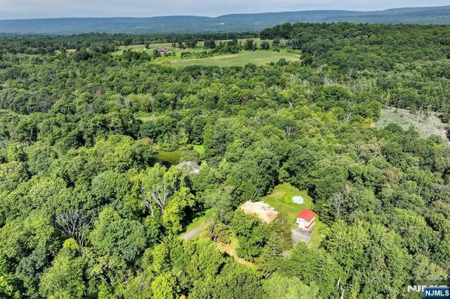 253 Kerrs Corner Road, Frelinghuysen, NJ 07825