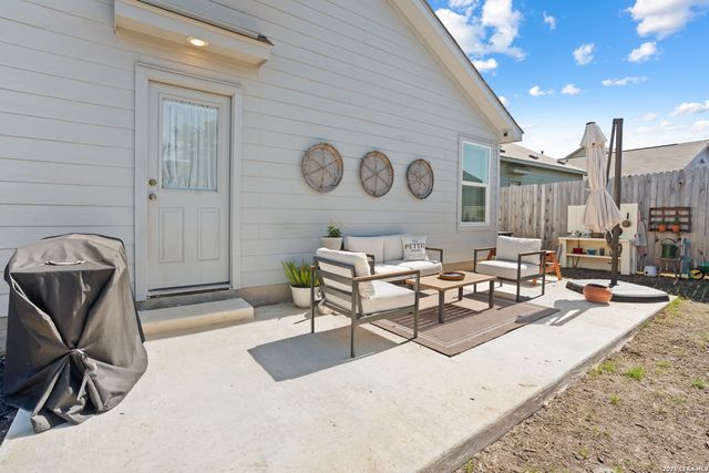 6037 Vestige Bnd, Bulverde, TX 78163