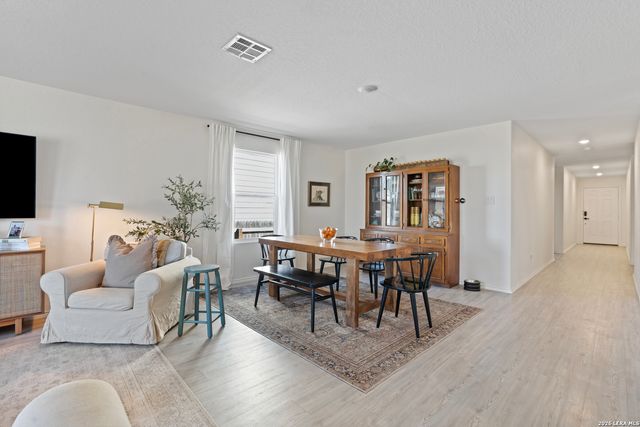 6037 Vestige Bnd, Bulverde, TX 78163