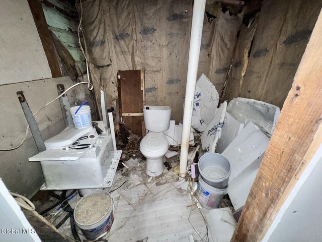 145 Nys Route 67, Mechanicville, NY 12118