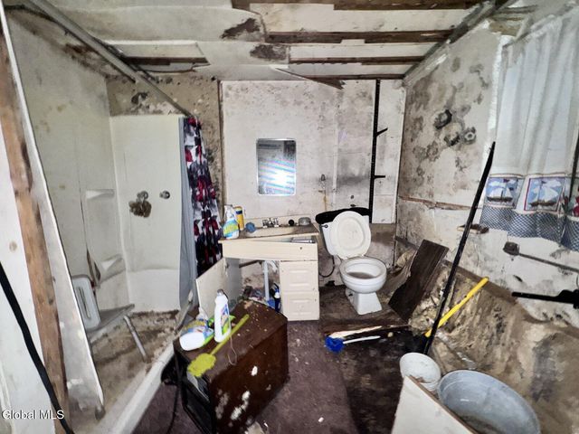 145 Nys Route 67, Mechanicville, NY 12118