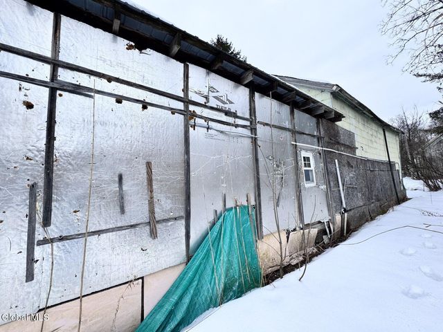 145 Nys Route 67, Mechanicville, NY 12118