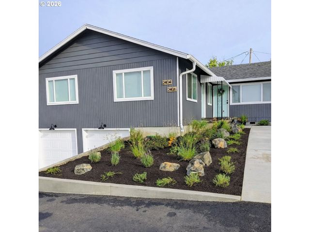 2404 E 13TH St, Vancouver, WA 98661