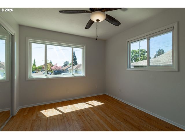 2404 E 13TH St, Vancouver, WA 98661