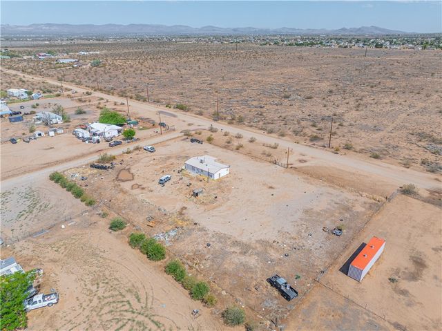 5546 W Diabase Drive, Golden Valley, AZ 86413