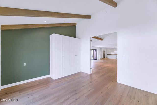 7328 E KRALL Street, Scottsdale, AZ 85250