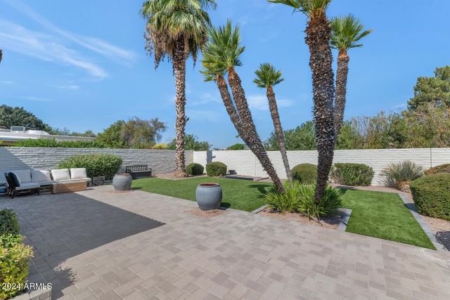 7328 E KRALL Street, Scottsdale, AZ 85250